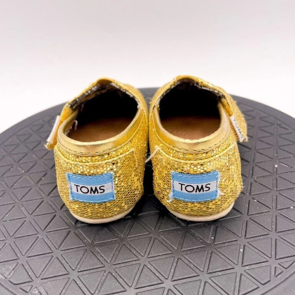 Toms Classic flat gold glitter sparkly baby shoes T5